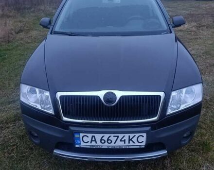 Черный Шкода Октавия Скаут, объемом двигателя 1.98 л и пробегом 315 тыс. км за 6200 $, фото 4 на Automoto.ua