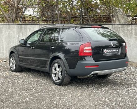 Чорний Шкода Octavia Scout, об'ємом двигуна 2 л та пробігом 218 тис. км за 6790 $, фото 5 на Automoto.ua