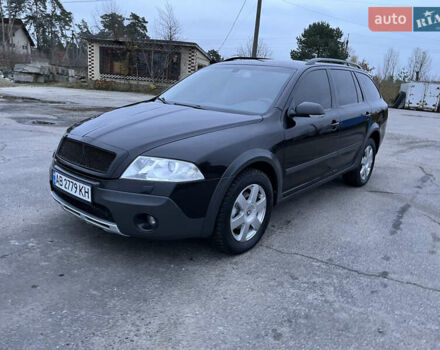 Черный Шкода Октавия Скаут, объемом двигателя 1.98 л и пробегом 312 тыс. км за 7000 $, фото 11 на Automoto.ua