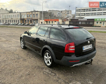 Чорний Шкода Octavia Scout, об'ємом двигуна 2 л та пробігом 241 тис. км за 6000 $, фото 5 на Automoto.ua