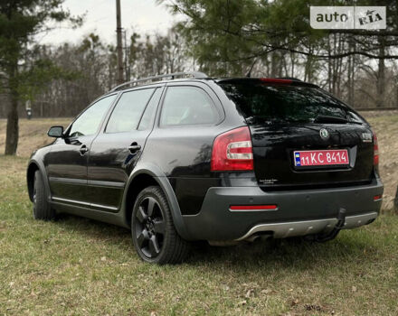 Чорний Шкода Octavia Scout, об'ємом двигуна 2 л та пробігом 230 тис. км за 7750 $, фото 64 на Automoto.ua