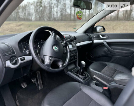 Чорний Шкода Octavia Scout, об'ємом двигуна 2 л та пробігом 230 тис. км за 7750 $, фото 77 на Automoto.ua