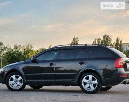 Чорний Шкода Octavia Scout, об'ємом двигуна 2 л та пробігом 198 тис. км за 6999 $, фото 15 на Automoto.ua