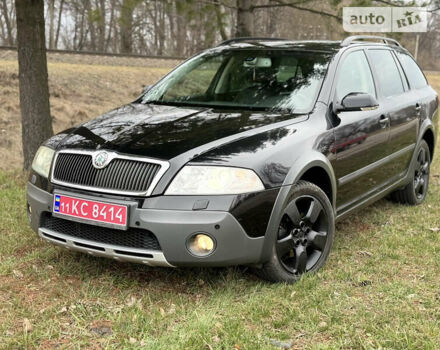 Чорний Шкода Octavia Scout, об'ємом двигуна 2 л та пробігом 230 тис. км за 7750 $, фото 5 на Automoto.ua