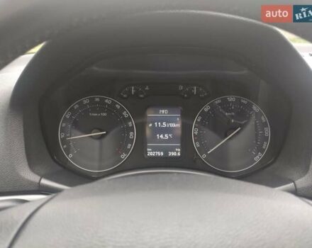 Чорний Шкода Octavia Scout, об'ємом двигуна 2 л та пробігом 202 тис. км за 8000 $, фото 5 на Automoto.ua