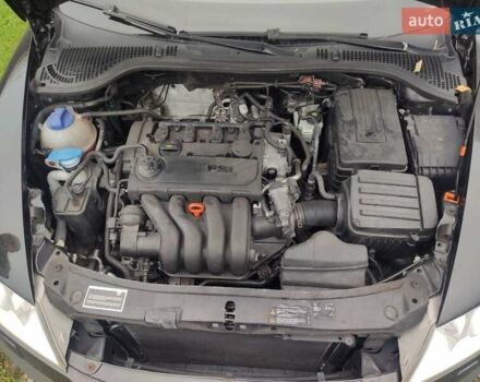 Чорний Шкода Octavia Scout, об'ємом двигуна 2 л та пробігом 202 тис. км за 8000 $, фото 4 на Automoto.ua