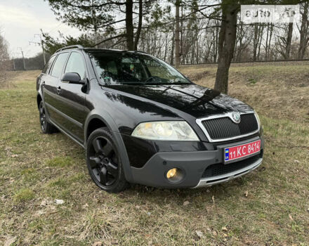 Чорний Шкода Octavia Scout, об'ємом двигуна 2 л та пробігом 230 тис. км за 7750 $, фото 46 на Automoto.ua