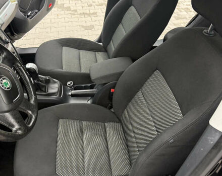 Черный Шкода Октавия Скаут, объемом двигателя 1.97 л и пробегом 210 тыс. км за 10800 $, фото 32 на Automoto.ua