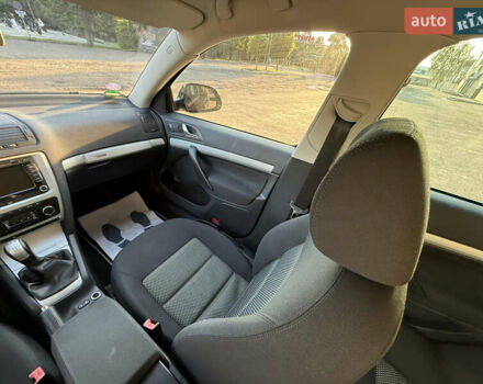 Чорний Шкода Octavia Scout, об'ємом двигуна 1.8 л та пробігом 190 тис. км за 8999 $, фото 9 на Automoto.ua