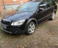 Черный Шкода Октавия Скаут, объемом двигателя 1 л и пробегом 250 тыс. км за 7701 $, фото 1 на Automoto.ua