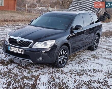 Черный Шкода Октавия Скаут, объемом двигателя 2 л и пробегом 268 тыс. км за 12222 $, фото 7 на Automoto.ua