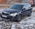 Черный Шкода Октавия Скаут, объемом двигателя 2 л и пробегом 268 тыс. км за 12222 $, фото 7 на Automoto.ua