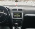 Черный Шкода Октавия Скаут, объемом двигателя 2 л и пробегом 268 тыс. км за 11000 $, фото 2 на Automoto.ua