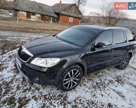 Черный Шкода Октавия Скаут, объемом двигателя 2 л и пробегом 268 тыс. км за 12222 $, фото 19 на Automoto.ua