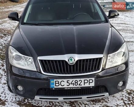 Черный Шкода Октавия Скаут, объемом двигателя 2 л и пробегом 268 тыс. км за 12222 $, фото 13 на Automoto.ua