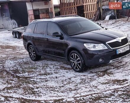 Черный Шкода Октавия Скаут, объемом двигателя 2 л и пробегом 268 тыс. км за 12222 $, фото 1 на Automoto.ua