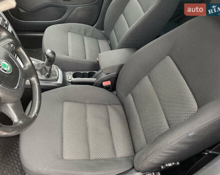 Черный Шкода Октавия Скаут, объемом двигателя 1.8 л и пробегом 217 тыс. км за 7800 $, фото 16 на Automoto.ua