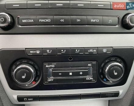 Черный Шкода Октавия Скаут, объемом двигателя 1.8 л и пробегом 217 тыс. км за 7800 $, фото 22 на Automoto.ua