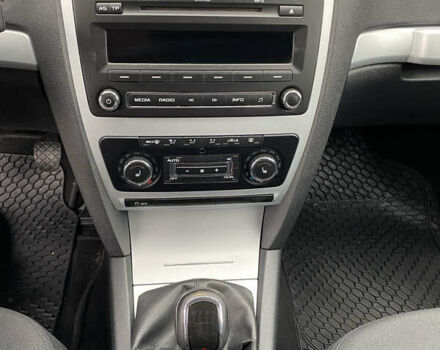 Черный Шкода Октавия Скаут, объемом двигателя 1.8 л и пробегом 217 тыс. км за 7800 $, фото 23 на Automoto.ua