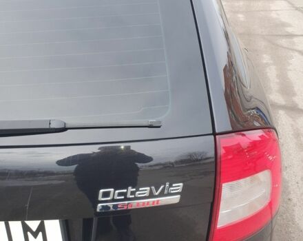 Черный Шкода Октавия Скаут, объемом двигателя 2 л и пробегом 240 тыс. км за 12000 $, фото 6 на Automoto.ua