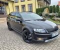 Чорний Шкода Octavia Scout, об'ємом двигуна 2 л та пробігом 295 тис. км за 14900 $, фото 1 на Automoto.ua