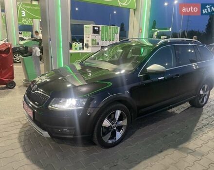 Чорний Шкода Octavia Scout, об'ємом двигуна 2 л та пробігом 280 тис. км за 12950 $, фото 4 на Automoto.ua