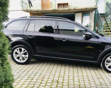 Чорний Шкода Octavia Scout, об'ємом двигуна 2 л та пробігом 235 тис. км за 17361 $, фото 16 на Automoto.ua