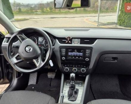 Чорний Шкода Octavia Scout, об'ємом двигуна 2 л та пробігом 295 тис. км за 14900 $, фото 42 на Automoto.ua