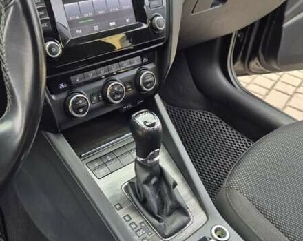 Чорний Шкода Octavia Scout, об'ємом двигуна 2 л та пробігом 295 тис. км за 14900 $, фото 31 на Automoto.ua