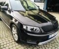 Чорний Шкода Octavia Scout, об'ємом двигуна 2 л та пробігом 235 тис. км за 17361 $, фото 6 на Automoto.ua