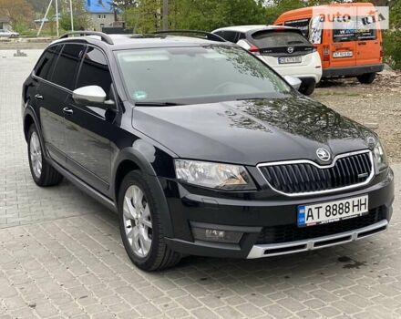 Чорний Шкода Octavia Scout, об'ємом двигуна 2 л та пробігом 330 тис. км за 12800 $, фото 2 на Automoto.ua