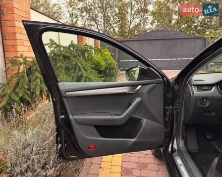 Шкода Octavia Scout 2015 у Луцьку на Automoto.ua Чорний Шкода Octavia Scout, об'ємом двигуна 2 л та пробігом 292 тис. км за 14999 $, фото 15 на Automoto.ua