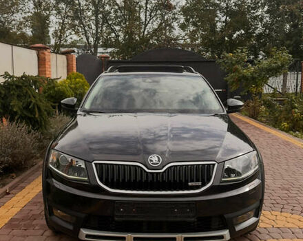 Шкода Octavia Scout 2015 у Луцьку на Automoto.ua Чорний Шкода Octavia Scout, об'ємом двигуна 2 л та пробігом 292 тис. км за 14999 $, фото 2 на Automoto.ua