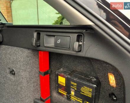 Шкода Octavia Scout 2015 у Луцьку на Automoto.ua Чорний Шкода Octavia Scout, об'ємом двигуна 2 л та пробігом 292 тис. км за 14999 $, фото 23 на Automoto.ua