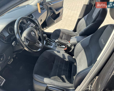 Чорний Шкода Octavia Scout, об'ємом двигуна 2 л та пробігом 258 тис. км за 15499 $, фото 51 на Automoto.ua