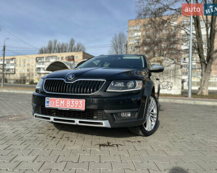 Черный Шкода Октавия Скаут, объемом двигателя 2 л и пробегом 257 тыс. км за 14999 $, фото 12 на Automoto.ua