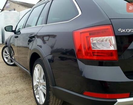 Чорний Шкода Octavia Scout, об'ємом двигуна 2 л та пробігом 266 тис. км за 16990 $, фото 72 на Automoto.ua