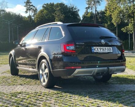 Чорний Шкода Octavia Scout, об'ємом двигуна 2 л та пробігом 255 тис. км за 16800 $, фото 4 на Automoto.ua