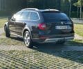 Чорний Шкода Octavia Scout, об'ємом двигуна 2 л та пробігом 255 тис. км за 16800 $, фото 3 на Automoto.ua