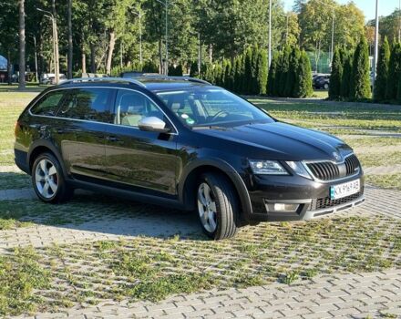 Чорний Шкода Octavia Scout, об'ємом двигуна 2 л та пробігом 255 тис. км за 16800 $, фото 8 на Automoto.ua