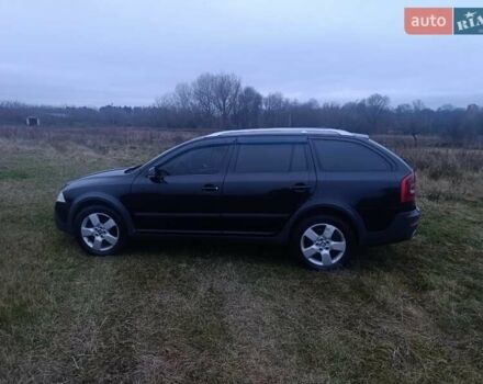 Черный Шкода Октавия Скаут, объемом двигателя 1.98 л и пробегом 315 тыс. км за 6200 $, фото 1 на Automoto.ua