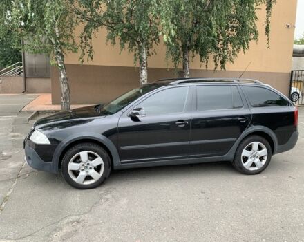 Чорний Шкода Octavia Scout, об'ємом двигуна 2 л та пробігом 296 тис. км за 7300 $, фото 1 на Automoto.ua