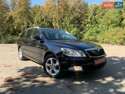 Черный Шкода Октавия Скаут, объемом двигателя 1.6 л и пробегом 249 тыс. км за 8600 $, фото 1 на Automoto.ua