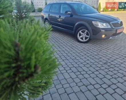 Чорний Шкода Octavia Scout, об'ємом двигуна 1.8 л та пробігом 245 тис. км за 8900 $, фото 1 на Automoto.ua