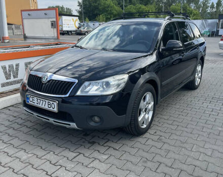 Чорний Шкода Octavia Scout, об'ємом двигуна 2 л та пробігом 291 тис. км за 10200 $, фото 1 на Automoto.ua