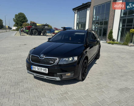 Чорний Шкода Octavia Scout, об'ємом двигуна 2 л та пробігом 258 тис. км за 15499 $, фото 1 на Automoto.ua