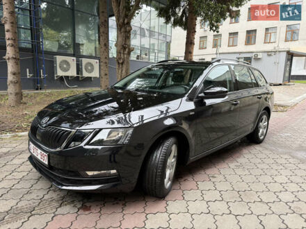 Шкода Октавия Скаут 2018 в Ровно на Automoto.ua Черный Шкода Октавия Скаут, объемом двигателя 1.6 л и пробегом 169 тыс. км за 13400 $, фото 1 на Automoto.ua