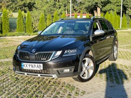 Чорний Шкода Octavia Scout, об'ємом двигуна 2 л та пробігом 255 тис. км за 16900 $, фото 1 на Automoto.ua