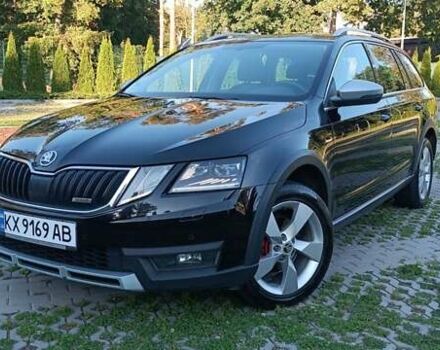 Черный Шкода Октавия Скаут, объемом двигателя 1.97 л и пробегом 255 тыс. км за 16300 $, фото 1 на Automoto.ua