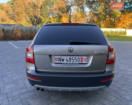 Коричневий Шкода Octavia Scout, об'ємом двигуна 1.8 л та пробігом 189 тис. км за 8500 $, фото 4 на Automoto.ua